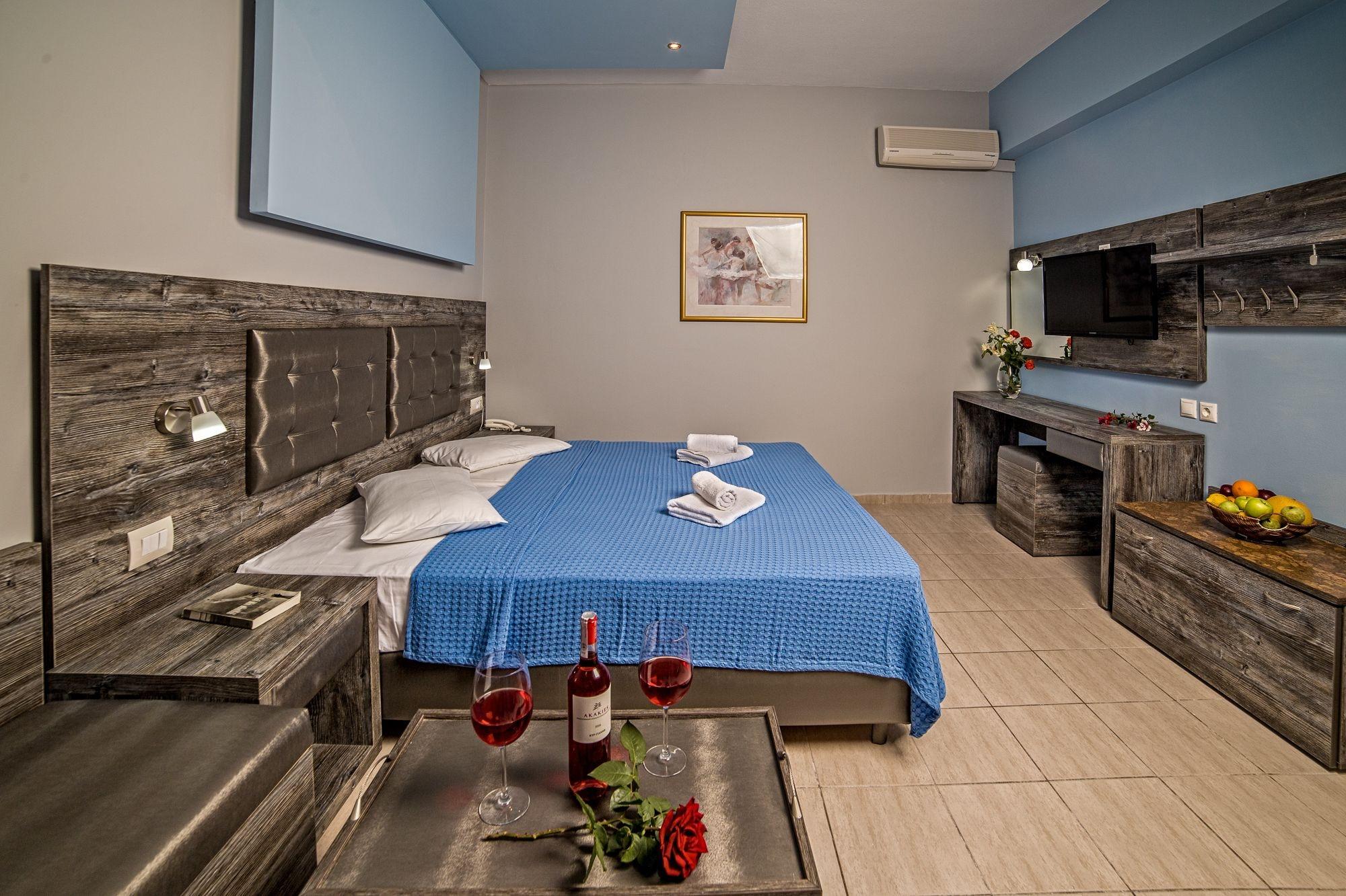 Blue Aegean Hotel & Suites Gouves Eksteriør billede