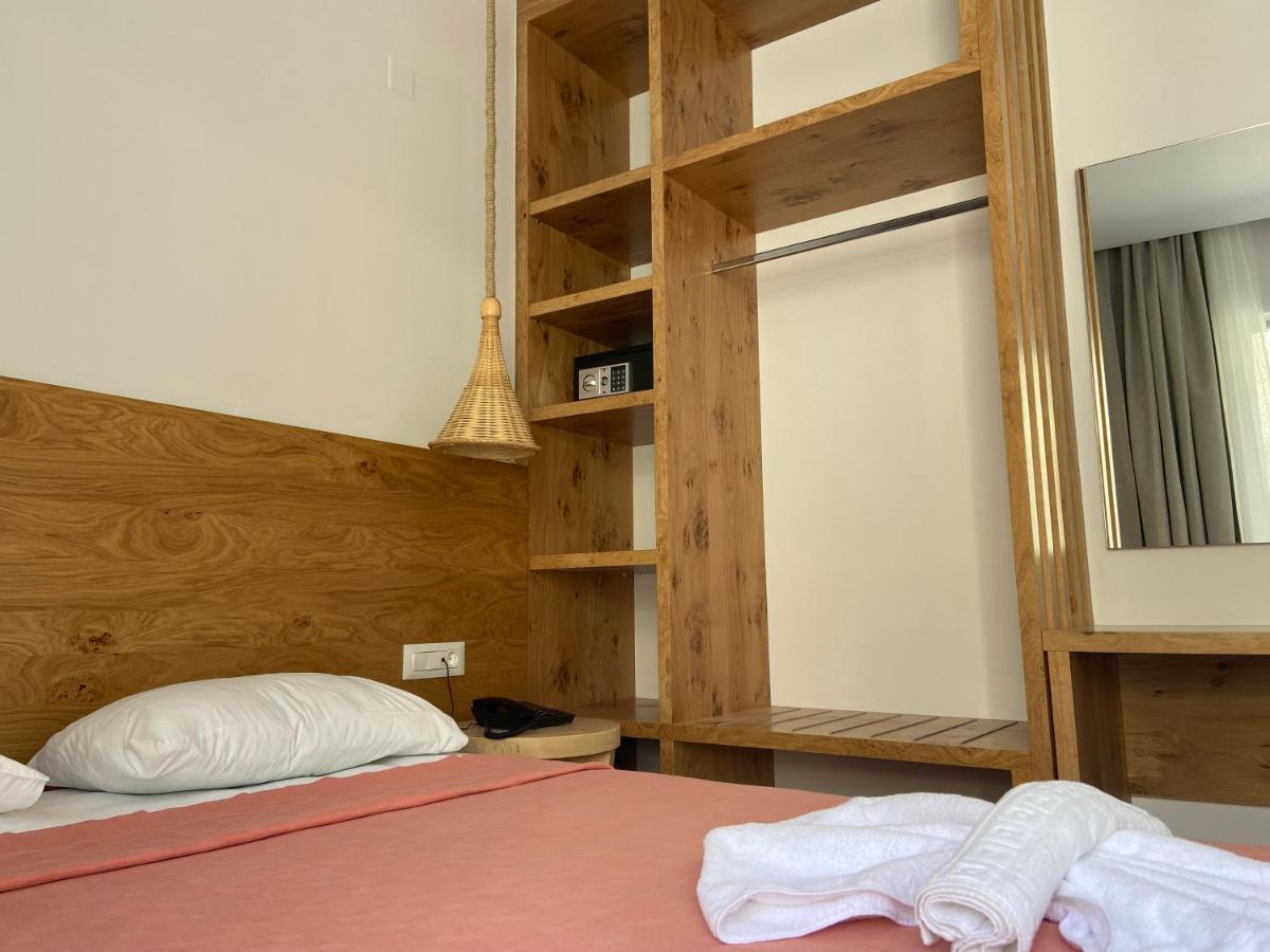 Blue Aegean Hotel & Suites Gouves Eksteriør billede