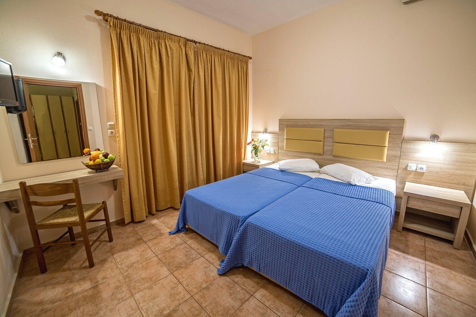 Blue Aegean Hotel & Suites Gouves Eksteriør billede