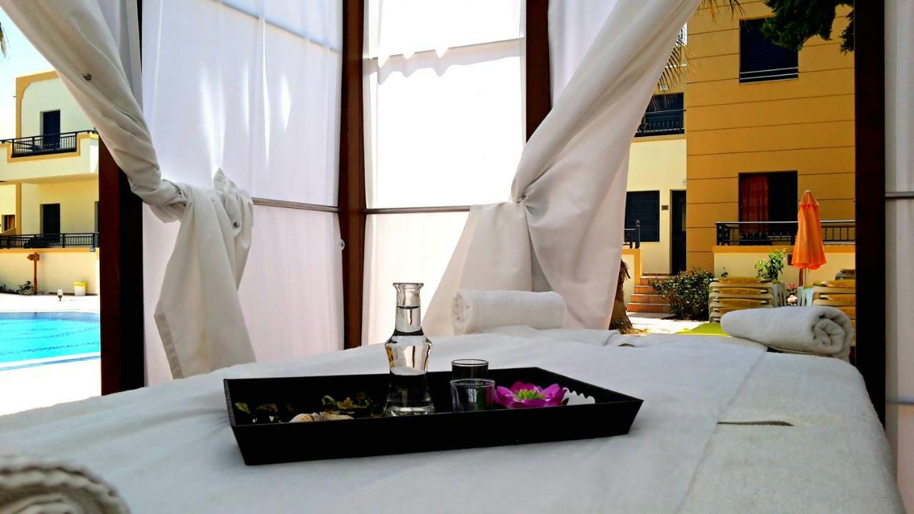 Blue Aegean Hotel & Suites Gouves Eksteriør billede